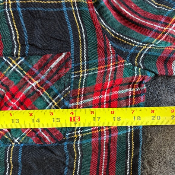 Beach Lunch Lounge Plaid Button Down Shirt Red Green Flannel Medium M - Picture 6 of 6